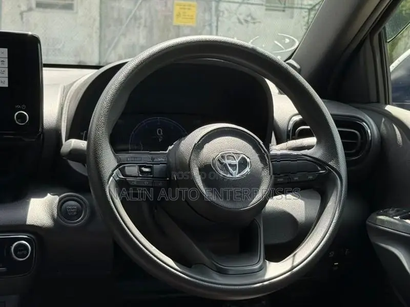 Toyota Yaris G Limited 2024