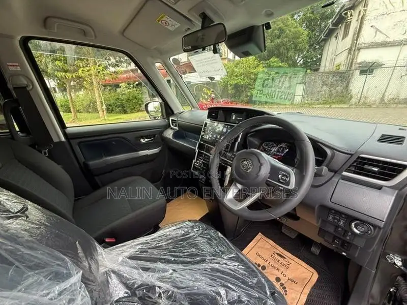 Toyota Roomy Custom G Turbo 2025
