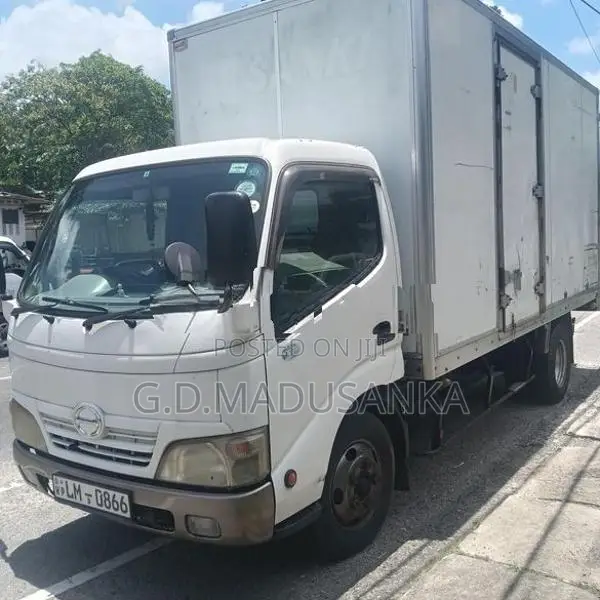 Toyota Dyna Hino 2008