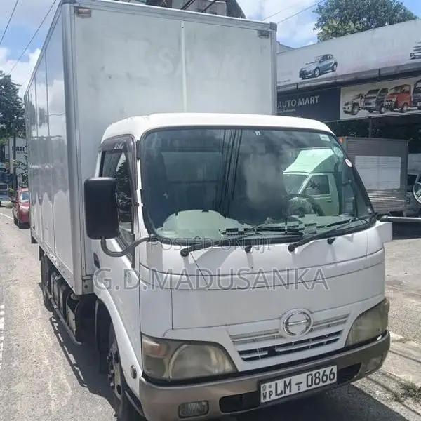 Toyota Dyna Hino 2008
