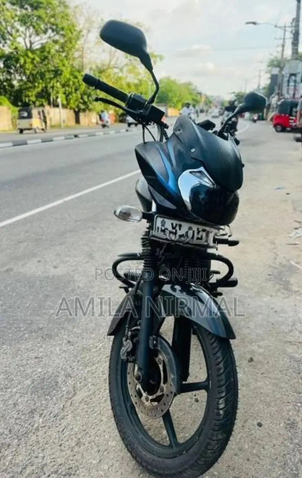 Bajaj Discover 2012