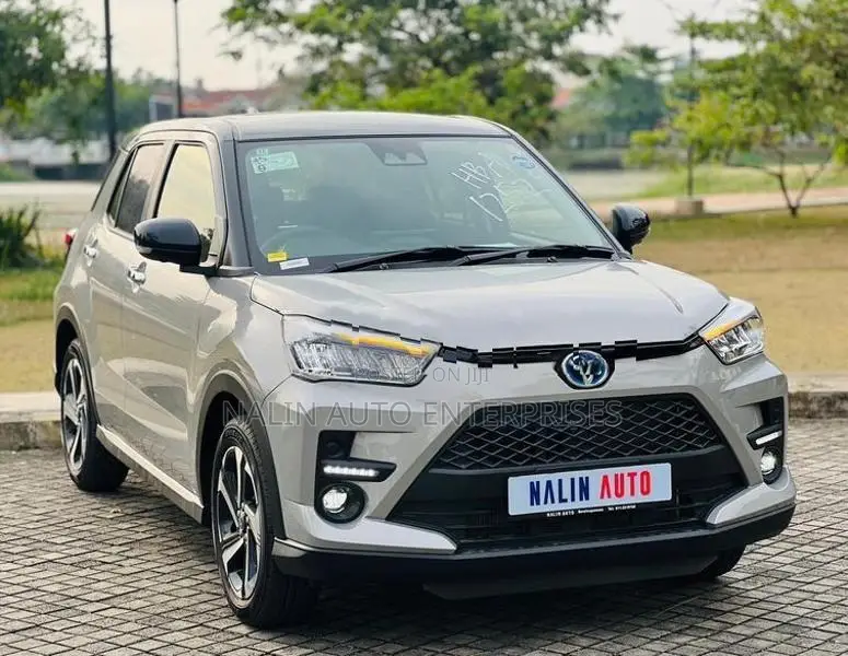 Toyota Raize Z Hybrid 1.2 2026