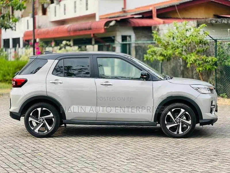 Toyota Raize Z Hybrid 1.2 2026