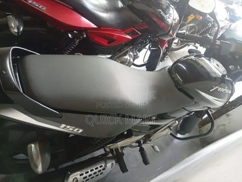 Bajaj Pulsar 150 2013