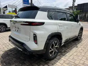 Toyota UrbanCruiser Hyryder Bullion Kit white 2026