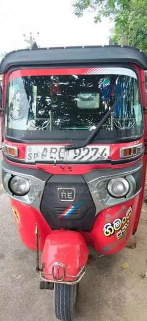 Bajaj RE Three Wheeler 2018