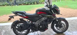 Bajaj Pulsar NS200 2025