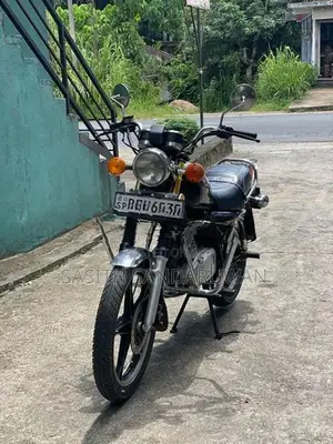 Suzuki GN 125 2018