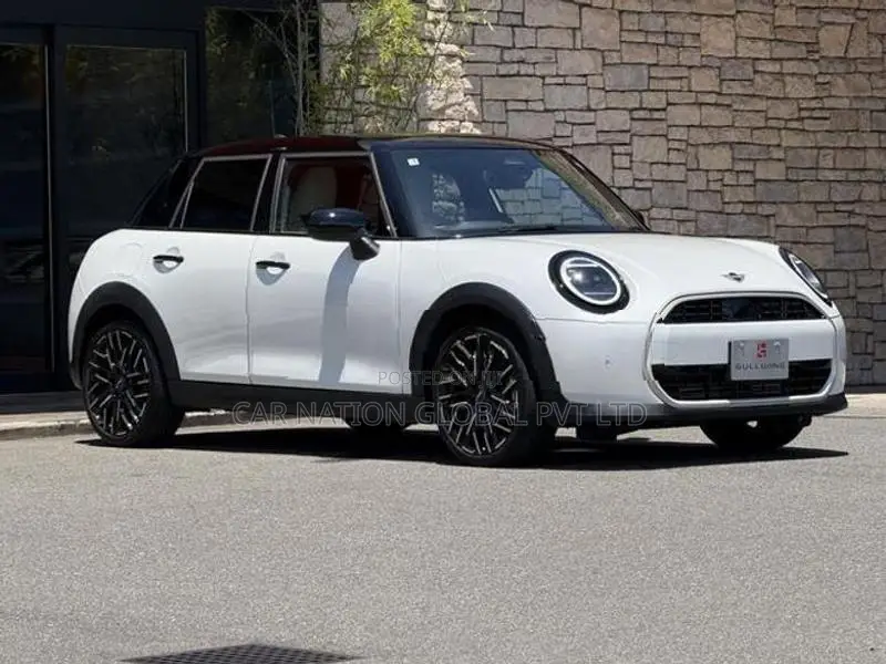 Mini Cooper C CLASSIC TRIM 2025
