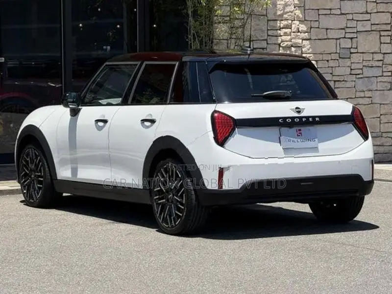 Mini Cooper C CLASSIC TRIM 2025