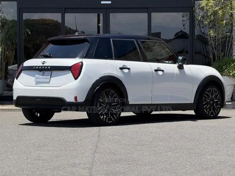 Mini Cooper C CLASSIC TRIM 2025
