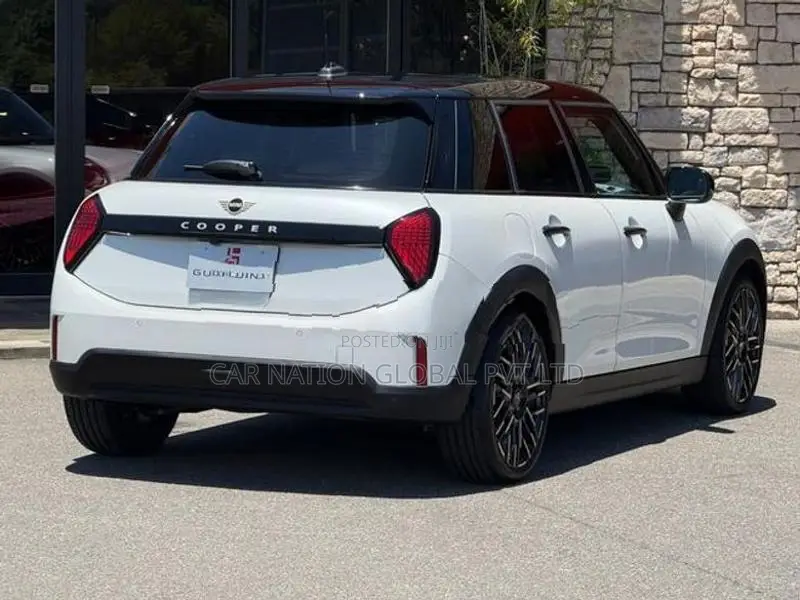 Mini Cooper C CLASSIC TRIM 2025
