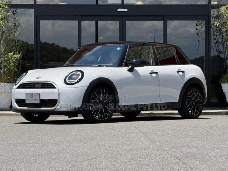 Mini Cooper C CLASSIC TRIM 2025