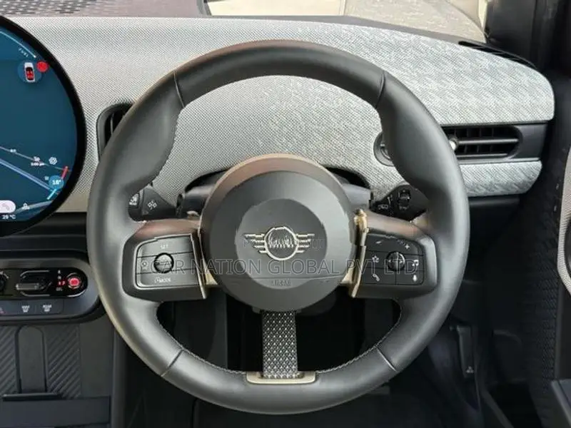 Mini Cooper C CLASSIC TRIM 2025