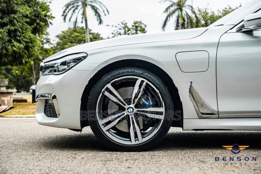 BMW 740Le M SPORT 2018