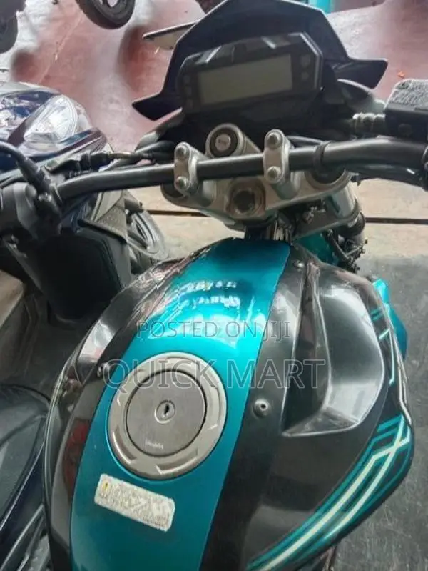 Yamaha FZs V2 2016