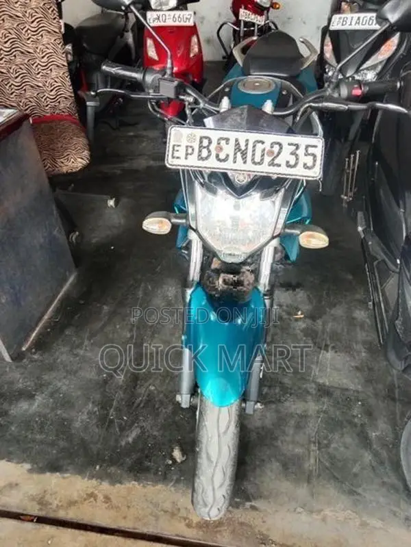 Yamaha FZs V2 2016