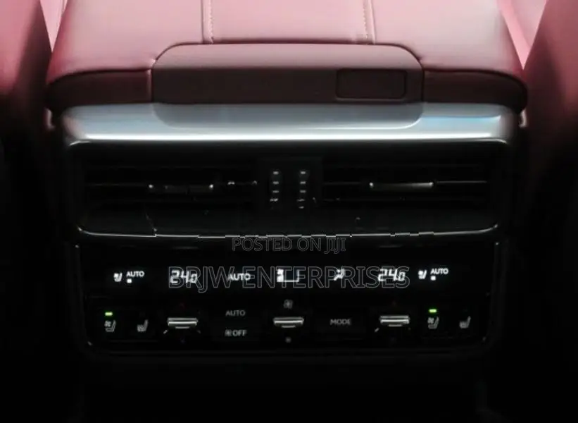 Lexus LX600 7 Seater 2024