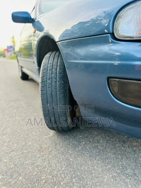 Nissan Presea 1996