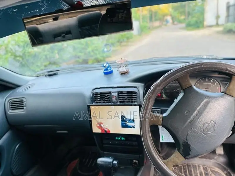 Nissan Presea 1996