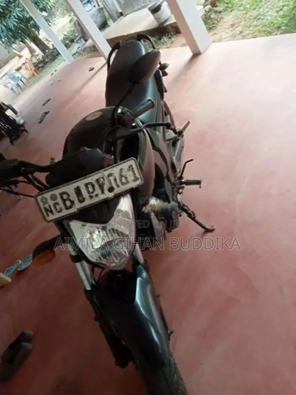 Yamaha FZ V1 2013