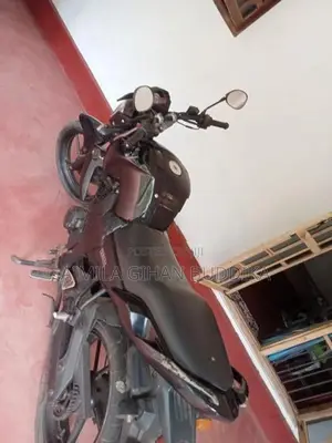 Yamaha FZ V1 2013