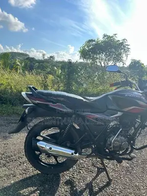 Bajaj Discover 2013
