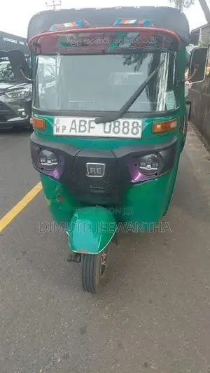 Bajaj RE 2016