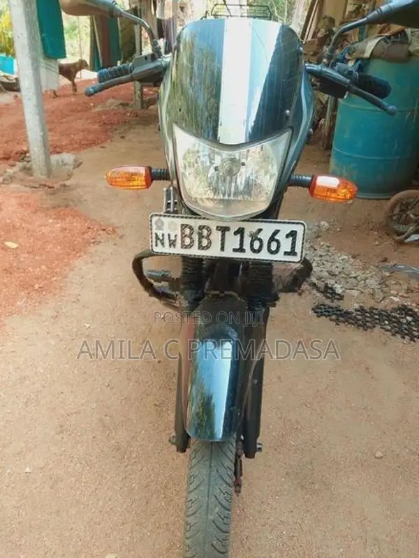 Bajaj Platina 100 2015