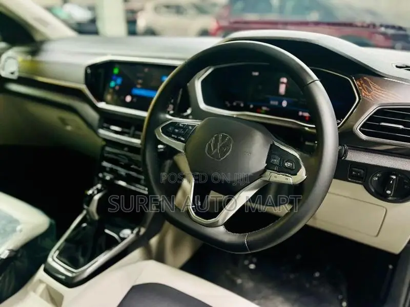 Volkswagen Taigun TOPLINE SUNROOF 2026