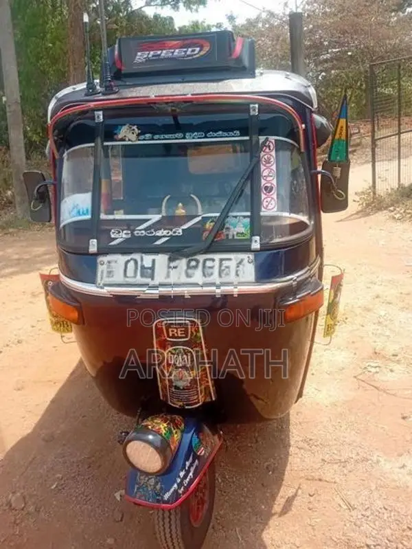 Bajaj RE 2006