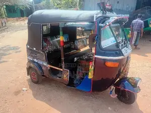 Bajaj RE 2006