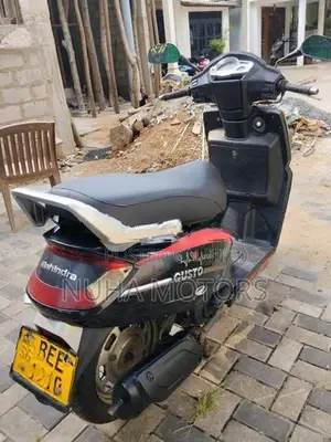 Mahindra Gusto 2016