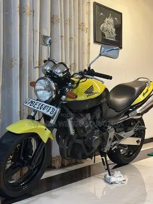 Honda Hornet 2016