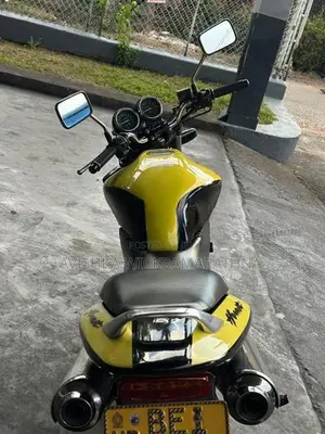 Honda Hornet 2016