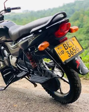 Bajaj Platina 100 ES 2017