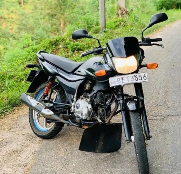 Bajaj Platina 100 ES 2017
