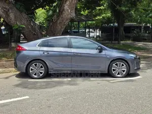 Hyundai Ioniq 2017
