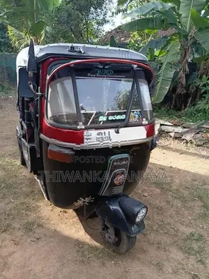 Bajaj RE 2009