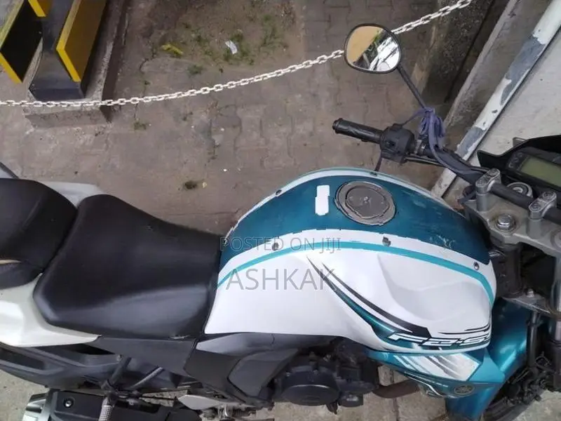 Yamaha FZ S 2015