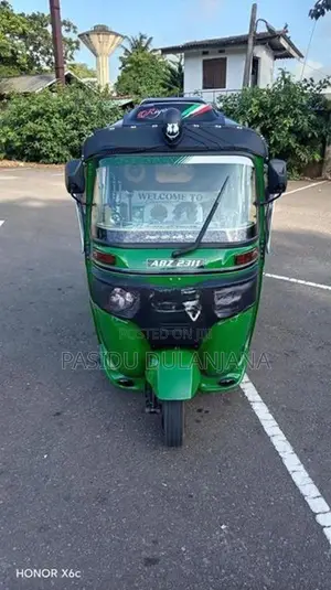 Bajaj RE 2026