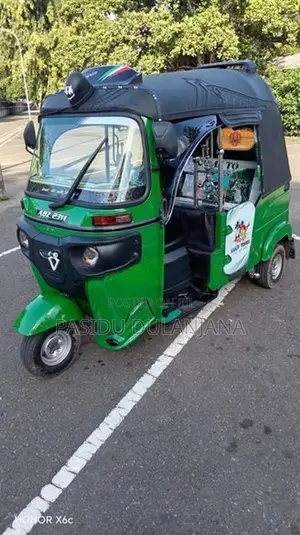Bajaj RE 2026