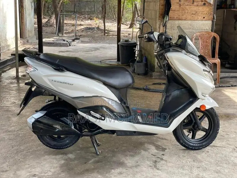 Suzuki Burgman 125 2019