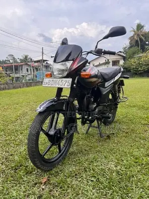 Bajaj Platina 100 2015