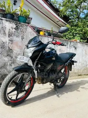 Honda Twister 2016