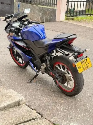 Yamaha R15 2019