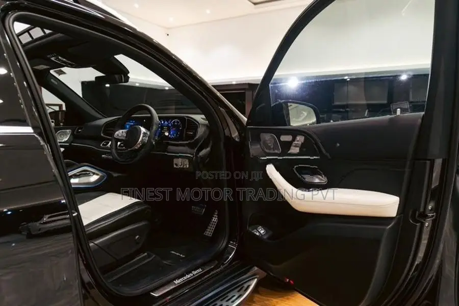 Mercedes Benz GLE 300D 4 Matic AMG Premium+ 2020