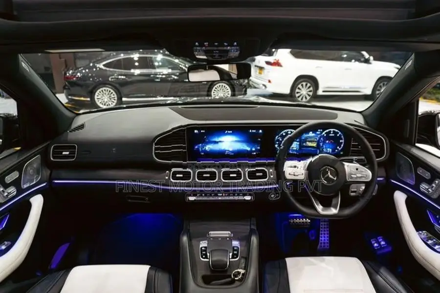 Mercedes Benz GLE 300D 4 Matic AMG Premium+ 2020