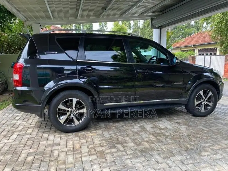 Ssang Yong Rexton Highest Spec 2015