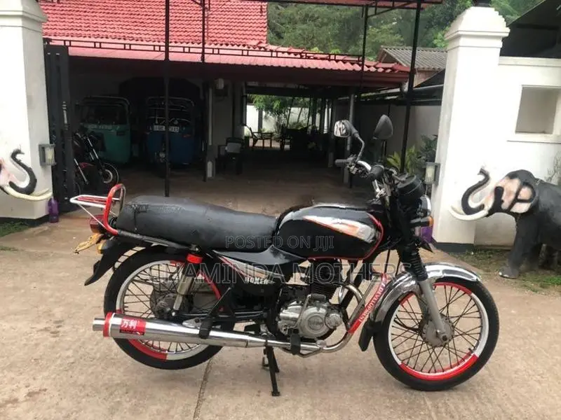 Bajaj Boxer 2006